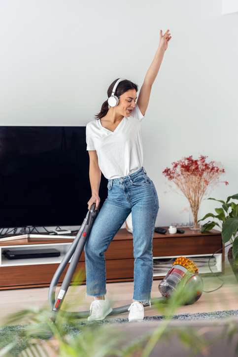 autoimmune_woman_holistic_health